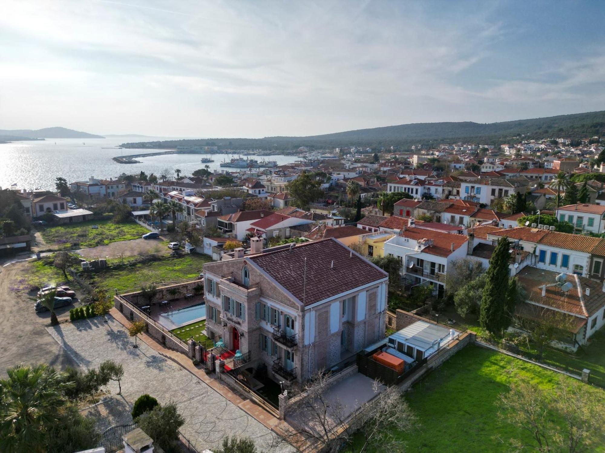 Naz Su Cunda Hotel Екстериор снимка