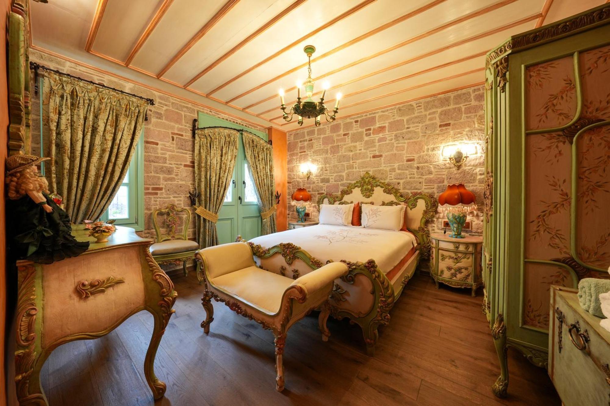 Naz Su Cunda Hotel Екстериор снимка